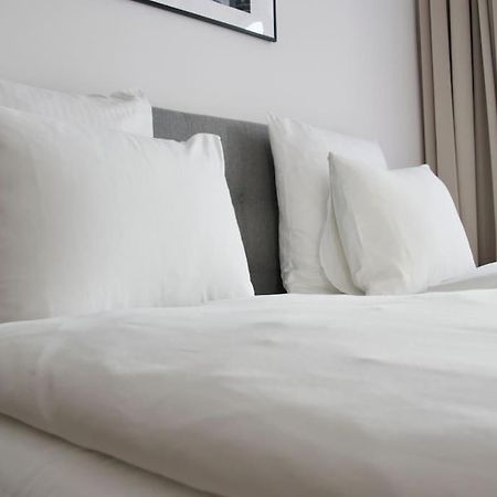 Premium Apartment By Hi - Central 2 Bedroom - Best View Budapest Esterno foto