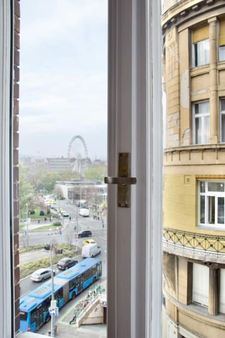 Premium Apartment By Hi - Central 2 Bedroom - Best View Budapest Esterno foto